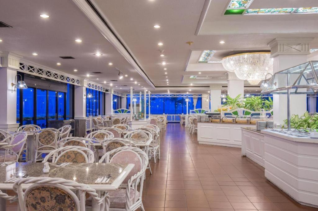 Hotel Ambassador City Jomtien Pattaya - Ocean Wing Na Chom Thian Exteriér fotografie